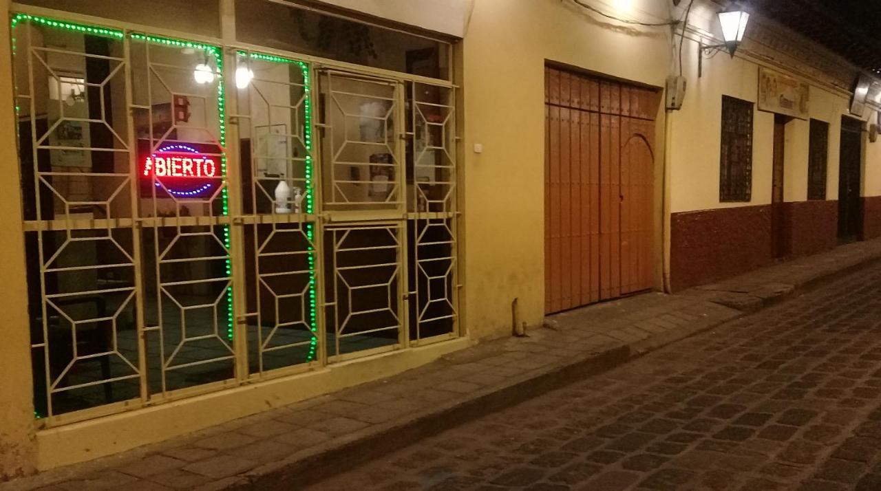 Hotel Central Latacunga Buitenkant foto