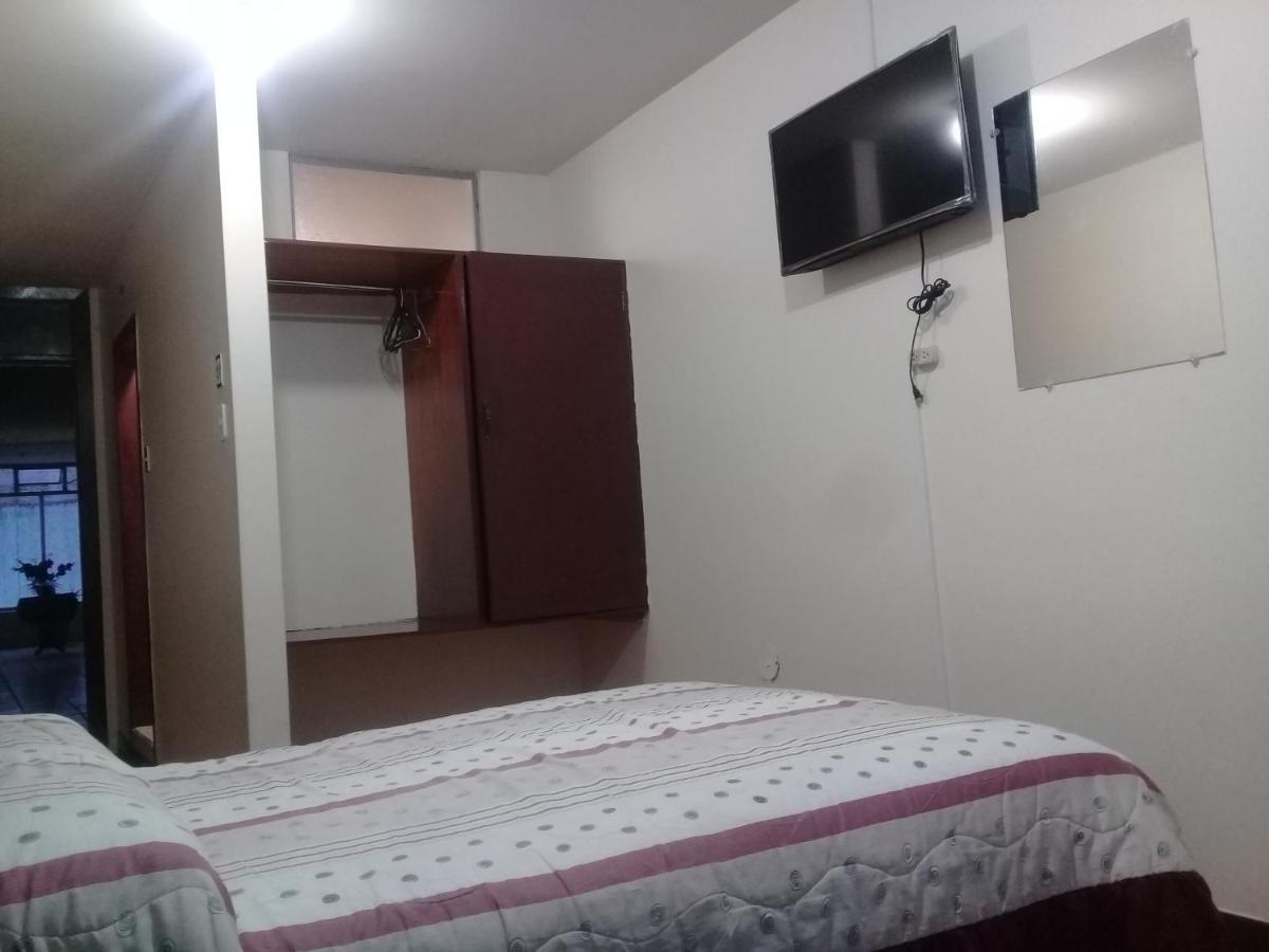 Hotel Central Latacunga Buitenkant foto